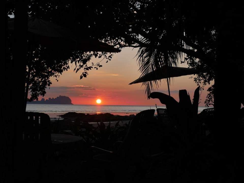 Dugong Koh Sukorn Hotel Ko Sukon Ngoại thất bức ảnh